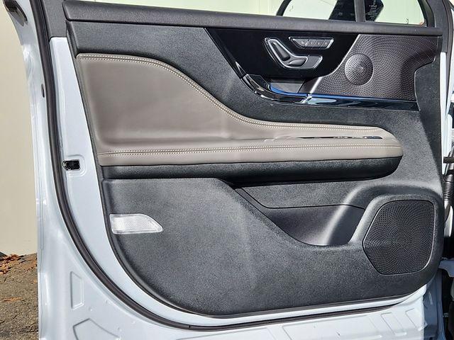 new 2025 Lincoln Corsair car, priced at $43,231