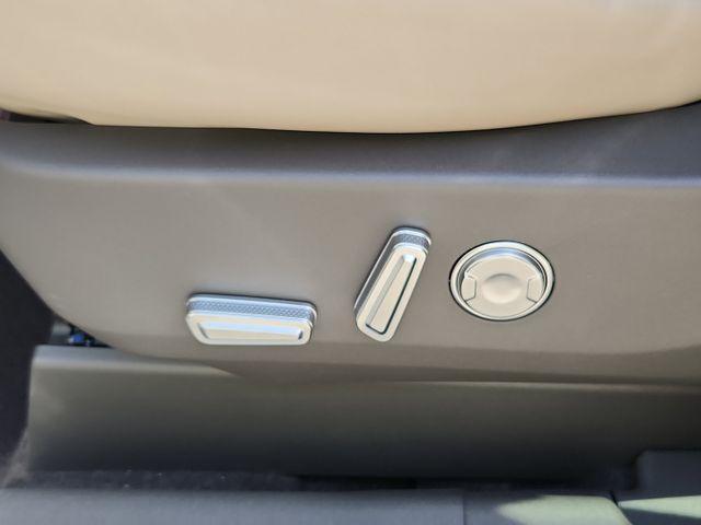 new 2025 Lincoln Nautilus car, priced at $57,238