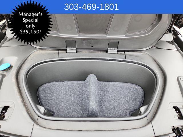 used 2024 Volvo C40 Recharge Pure Electric car, priced at $39,150