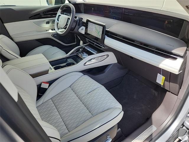 new 2025 Lincoln Nautilus car, priced at $76,645