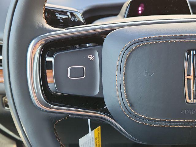 new 2025 Lincoln Navigator car, priced at $120,490