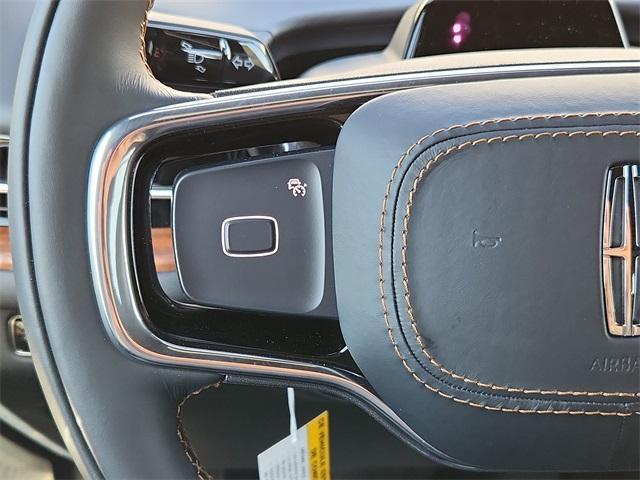 new 2025 Lincoln Navigator car, priced at $120,490