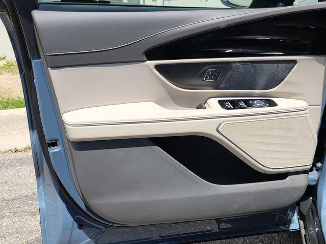 new 2025 Lincoln Nautilus car, priced at $55,336