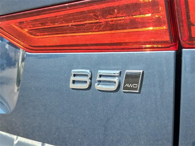 new 2025 Volvo XC60 car, priced at $54,725