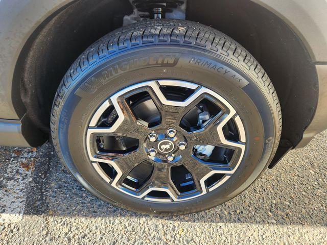 new 2025 Ford Bronco Sport car, priced at $33,710