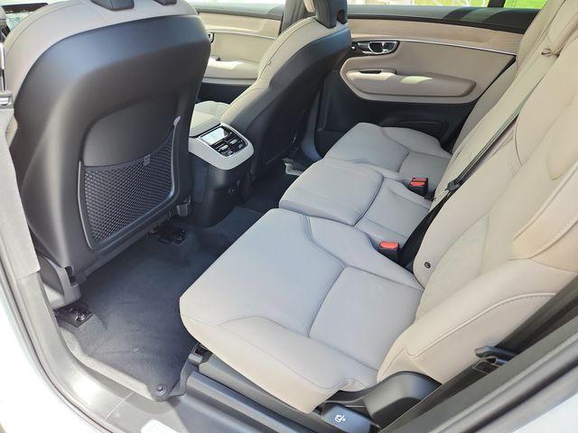 new 2025 Volvo XC90 car, priced at $62,555