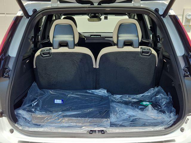 new 2025 Volvo XC90 car, priced at $62,555