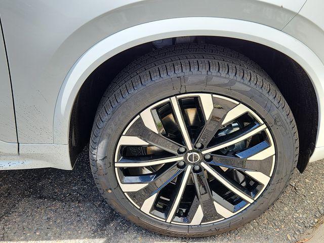 new 2025 Volvo XC90 car, priced at $62,555