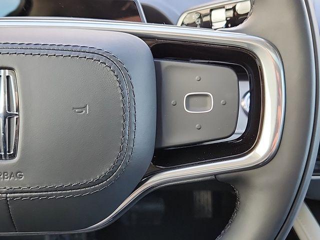 new 2025 Lincoln Nautilus car, priced at $54,066