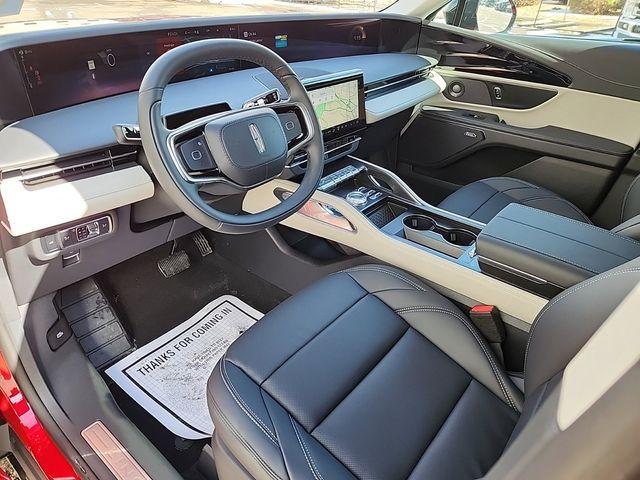 new 2025 Lincoln Nautilus car, priced at $54,066