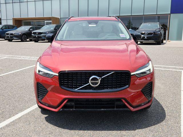 new 2025 Volvo XC60 car, priced at $54,750