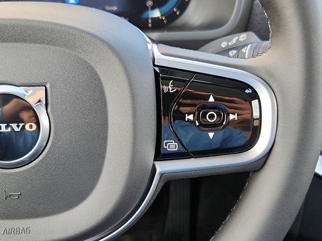 new 2025 Volvo XC90 car, priced at $76,345