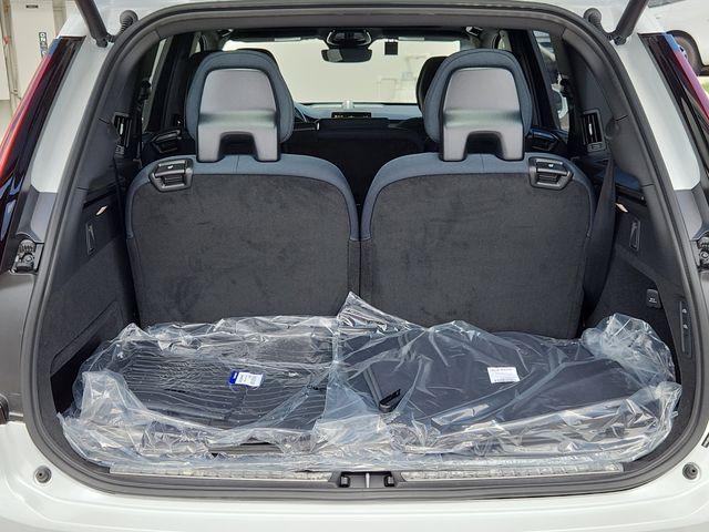 new 2025 Volvo XC90 car, priced at $76,345