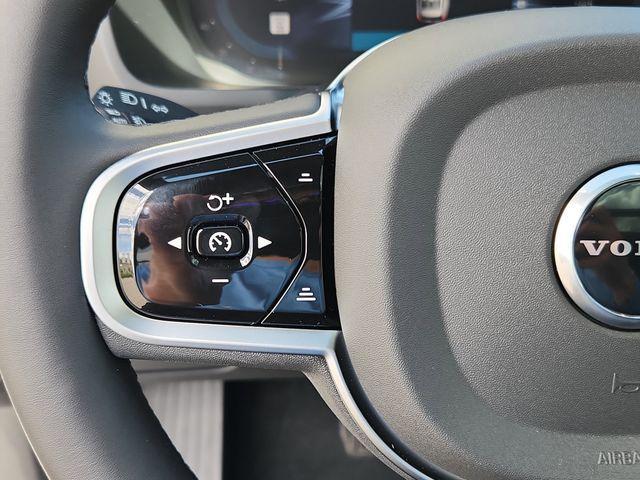 new 2025 Volvo XC90 car, priced at $76,345