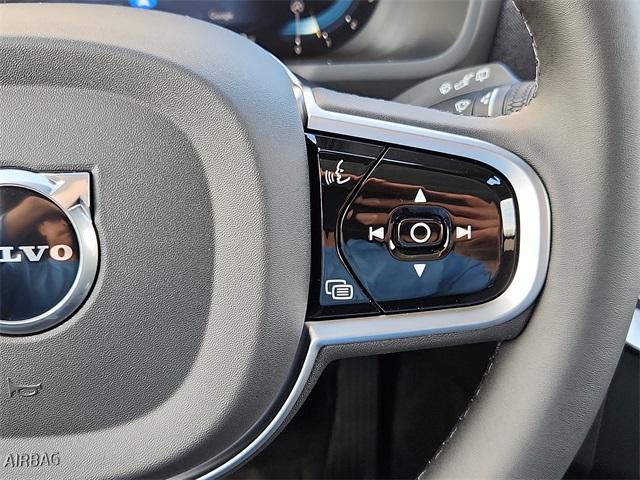 new 2025 Volvo XC90 car, priced at $77,345