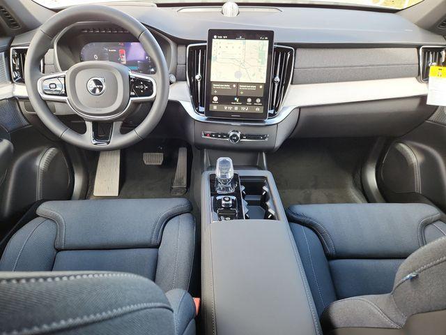 new 2025 Volvo XC90 car, priced at $76,345
