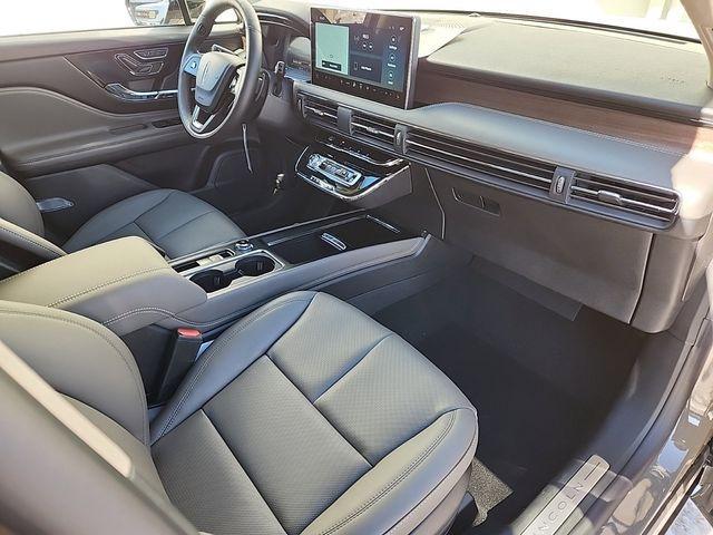 new 2025 Lincoln Corsair car, priced at $53,818