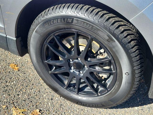 used 2020 Ford Edge car, priced at $15,250