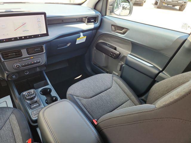 new 2025 Ford Maverick car, priced at $35,124