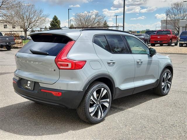 new 2025 Volvo XC40 car, priced at $51,565
