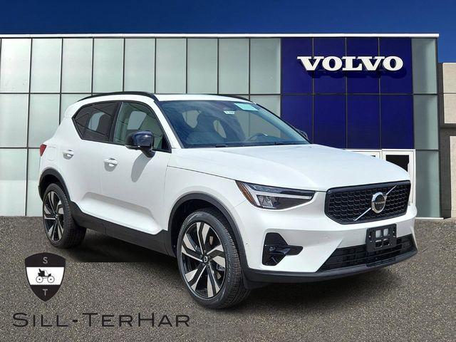 new 2026 Volvo XC40 car