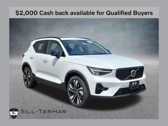 new 2026 Volvo XC40 car