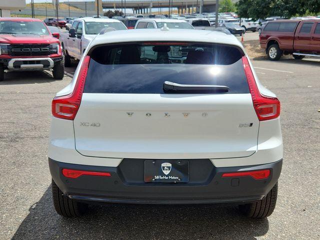 new 2026 Volvo XC40 car