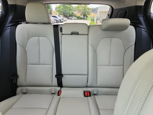 new 2026 Volvo XC40 car