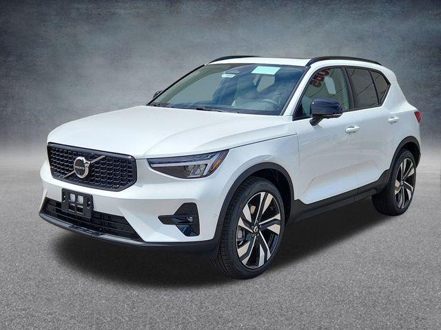 new 2026 Volvo XC40 car