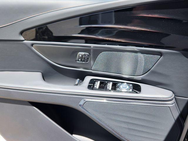 new 2025 Lincoln Nautilus car, priced at $58,336