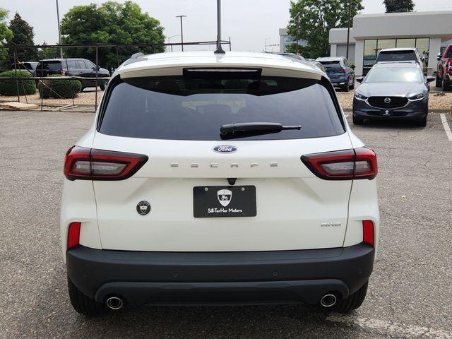 new 2025 Ford Escape car, priced at $30,119