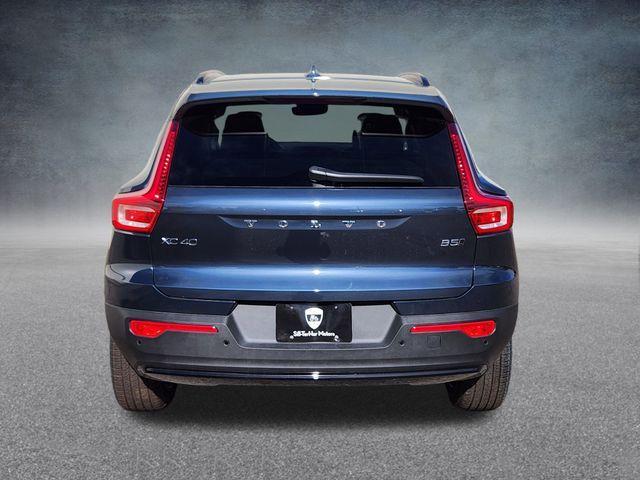new 2026 Volvo XC40 car