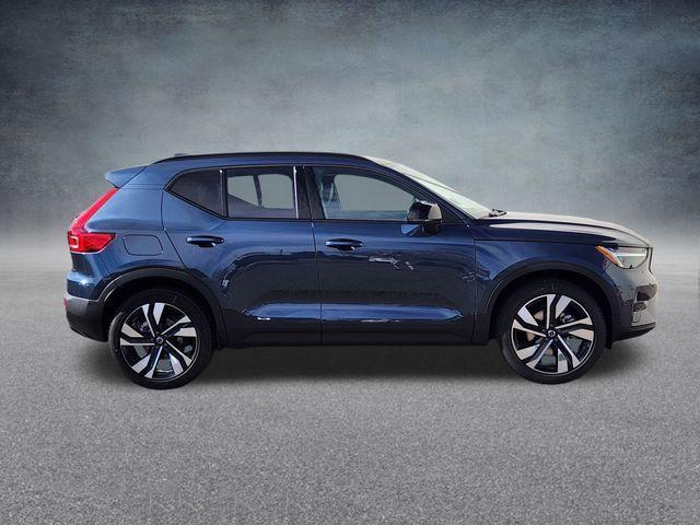 new 2026 Volvo XC40 car