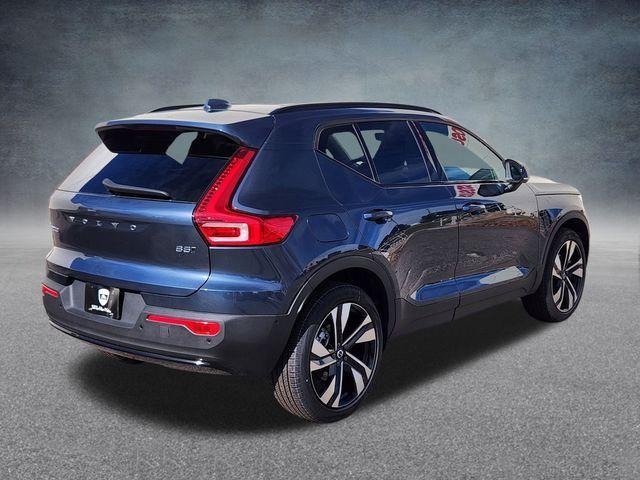 new 2026 Volvo XC40 car