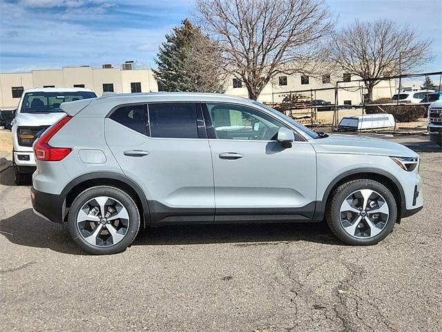 new 2025 Volvo XC40 car, priced at $46,035