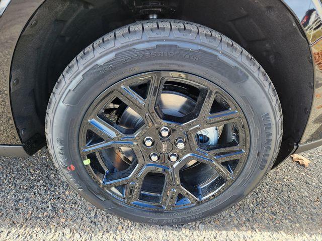 new 2025 Ford Maverick car, priced at $41,025