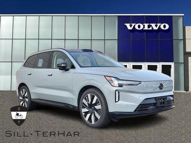 new 2025 Volvo EX90 car, priced at $80,640