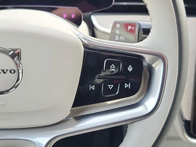 new 2025 Volvo EX90 car, priced at $84,640