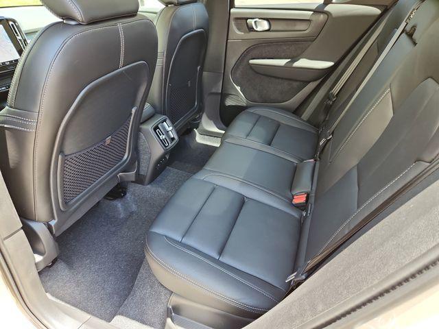 new 2025 Volvo XC40 car, priced at $50,565