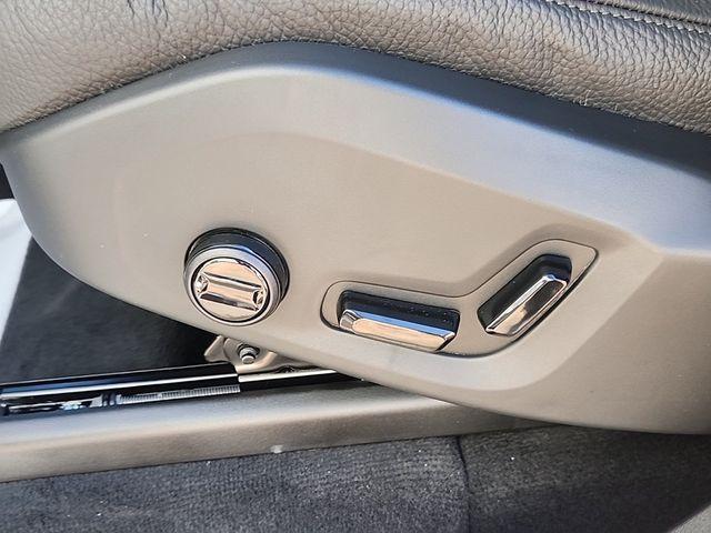 new 2025 Volvo XC90 car, priced at $67,455
