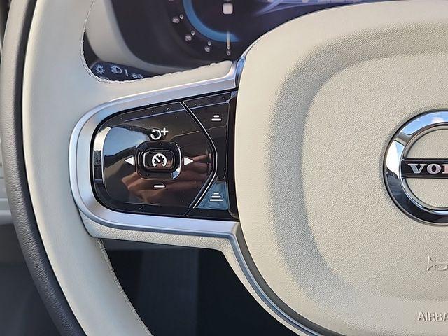 new 2025 Volvo XC60 car, priced at $50,300