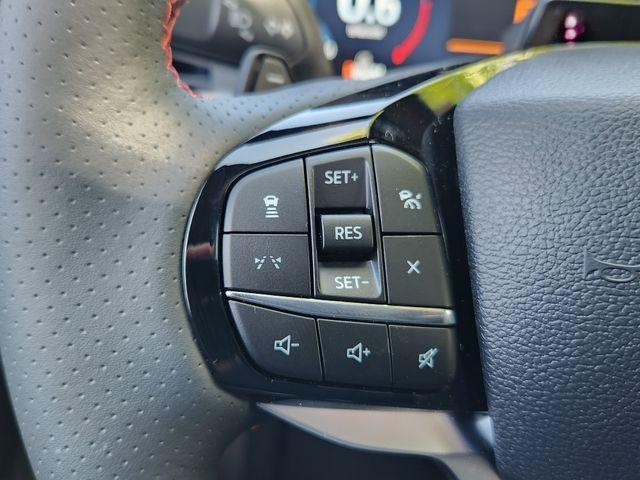 new 2025 Ford Explorer car, priced at $60,155