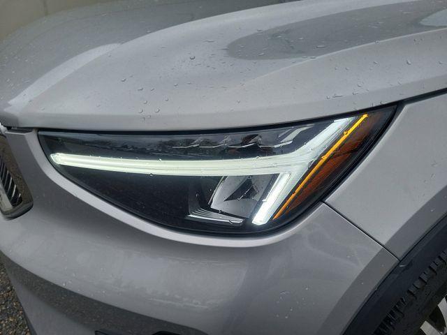 used 2025 Volvo XC40 car, priced at $34,450