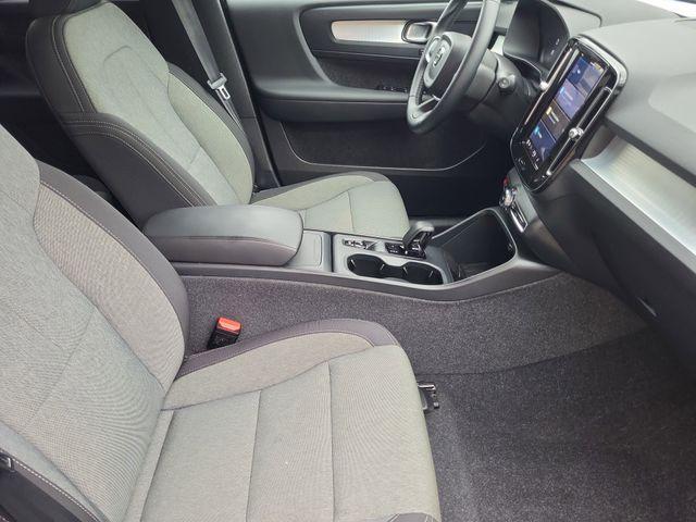 used 2025 Volvo XC40 car, priced at $34,450
