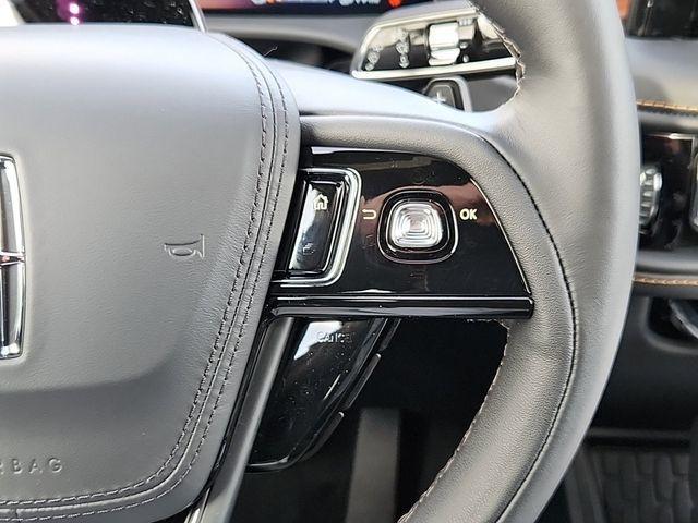 new 2025 Lincoln Aviator car, priced at $81,380