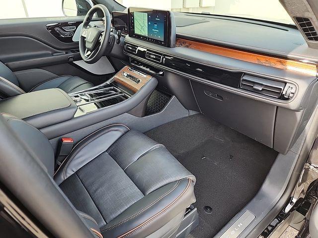 new 2025 Lincoln Aviator car, priced at $86,320