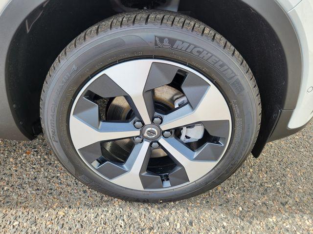 new 2026 Volvo XC40 car