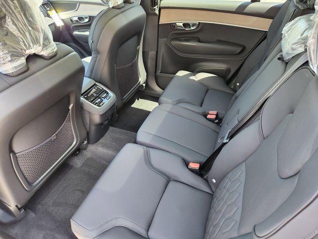 new 2025 Volvo XC90 car, priced at $61,795