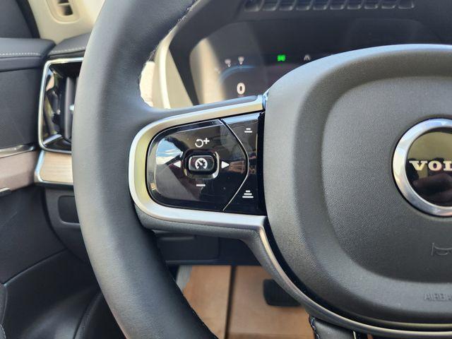 new 2025 Volvo XC90 car, priced at $61,795