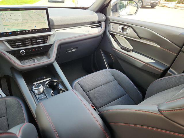 new 2025 Ford Explorer car, priced at $59,225